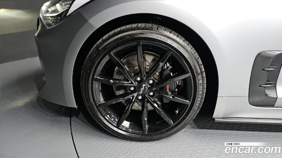 Kia Stinger 2023