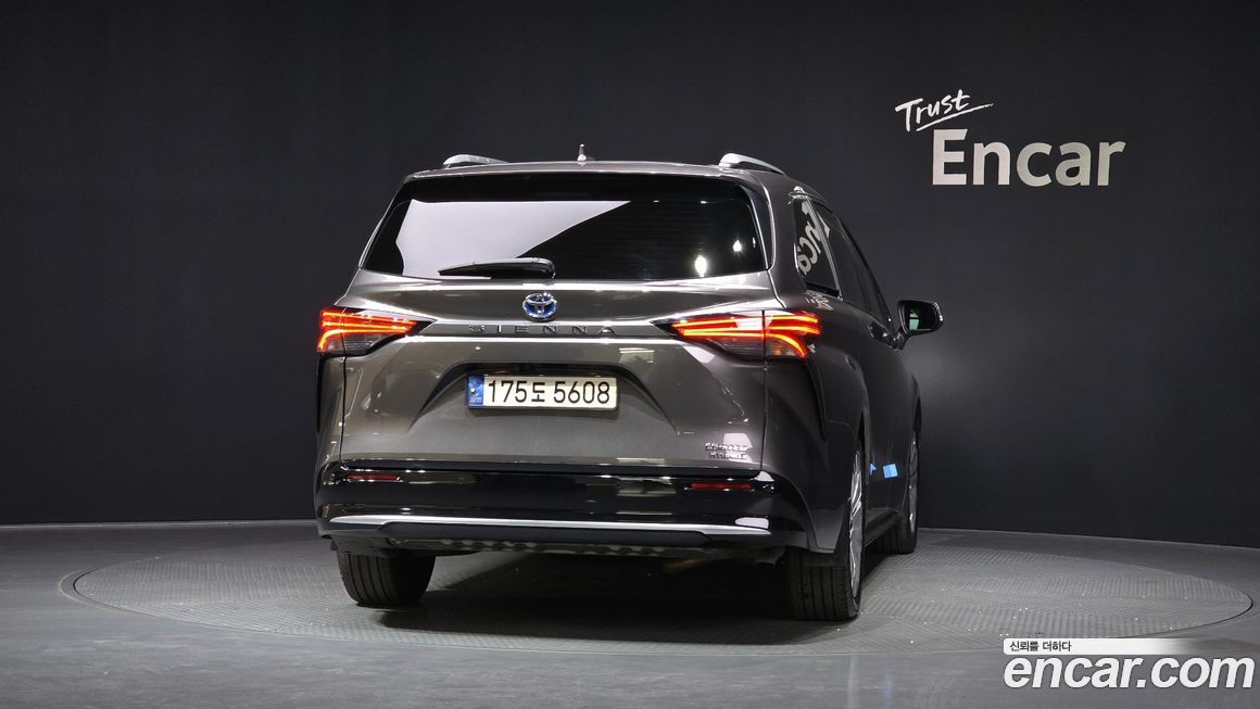 Toyota Sienna 2022