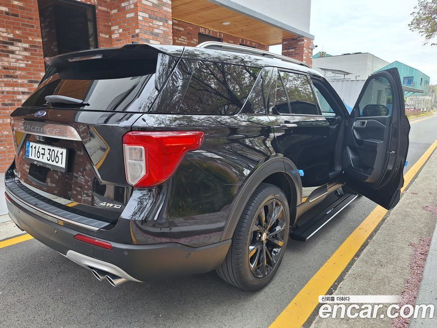 Ford Explorer 2021