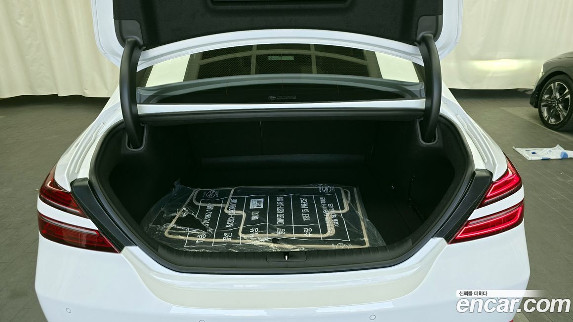 Genesis G70 2025