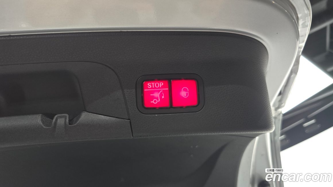 Mercedes-Benz GLC-Class 2020