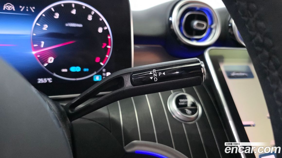 Mercedes-Benz C-Class 2022