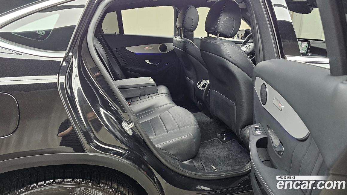 Mercedes-Benz GLC-Class 2020