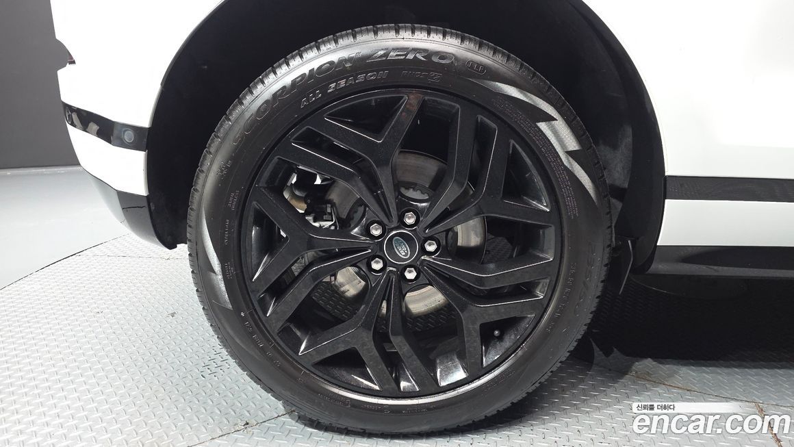 Land Rover Range Rover Evoque 2021