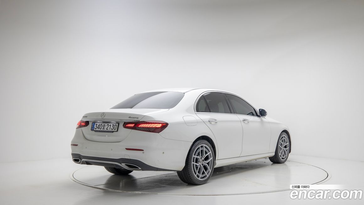 Mercedes-Benz E-Class 2021