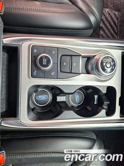 Ford Explorer 2021