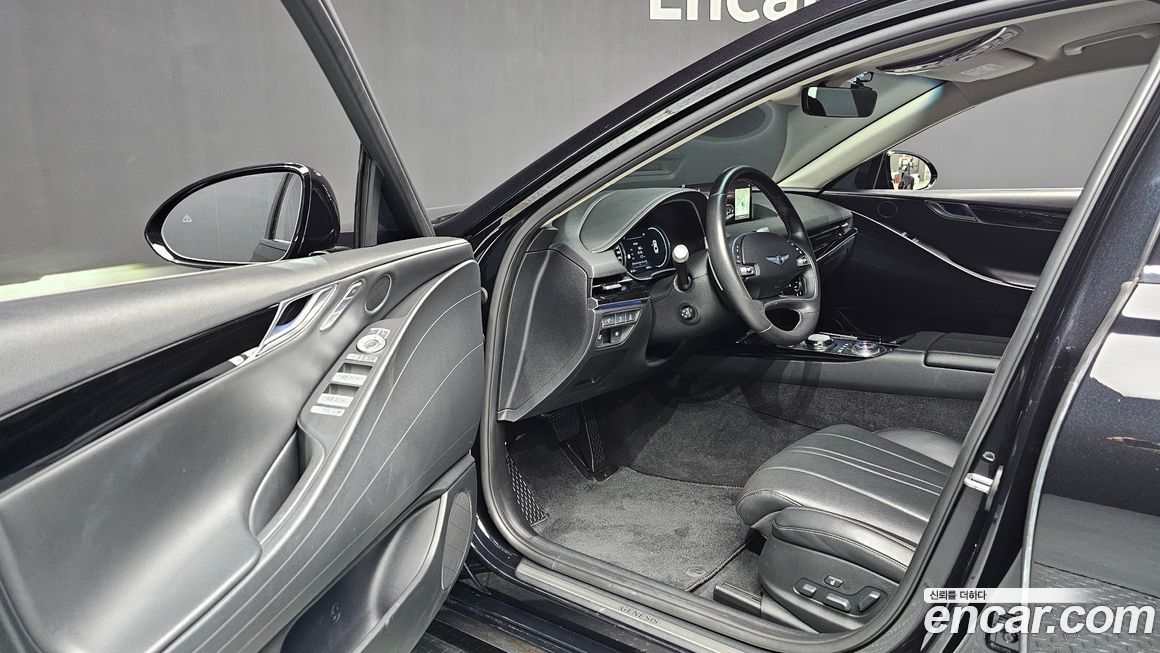 Genesis G80 2023