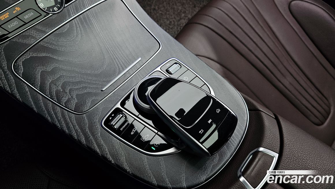 Mercedes-Benz CLS-Class 2019