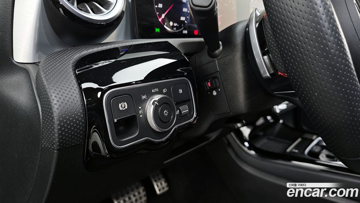 Mercedes-Benz CLA-Class 2024