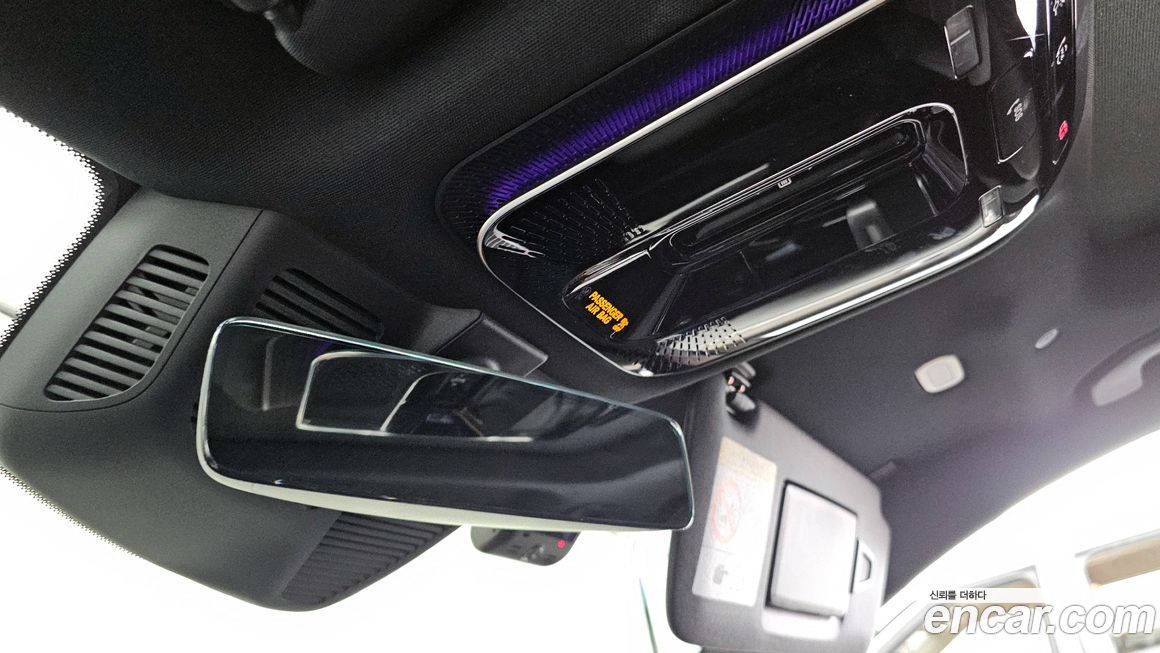 Mercedes-Benz C-Class 2024