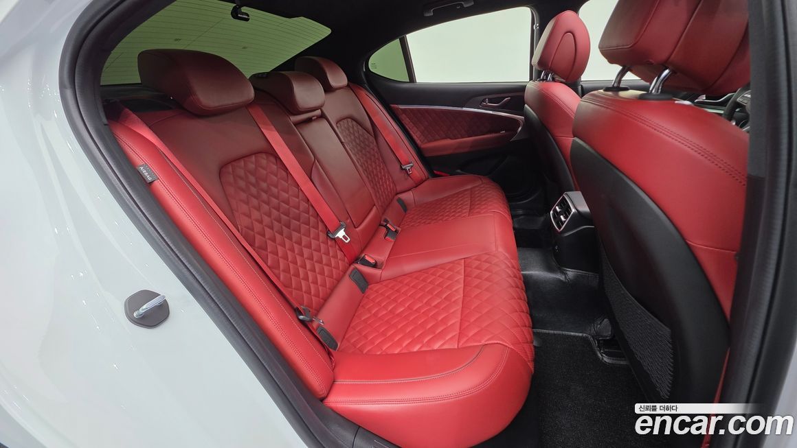Genesis G70 2024