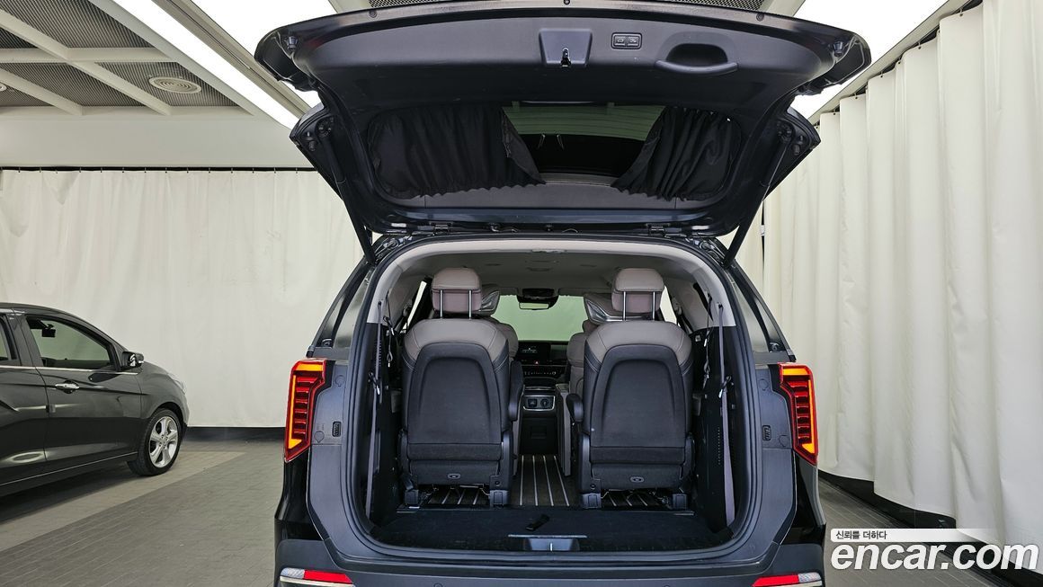 Kia Canival 2024
