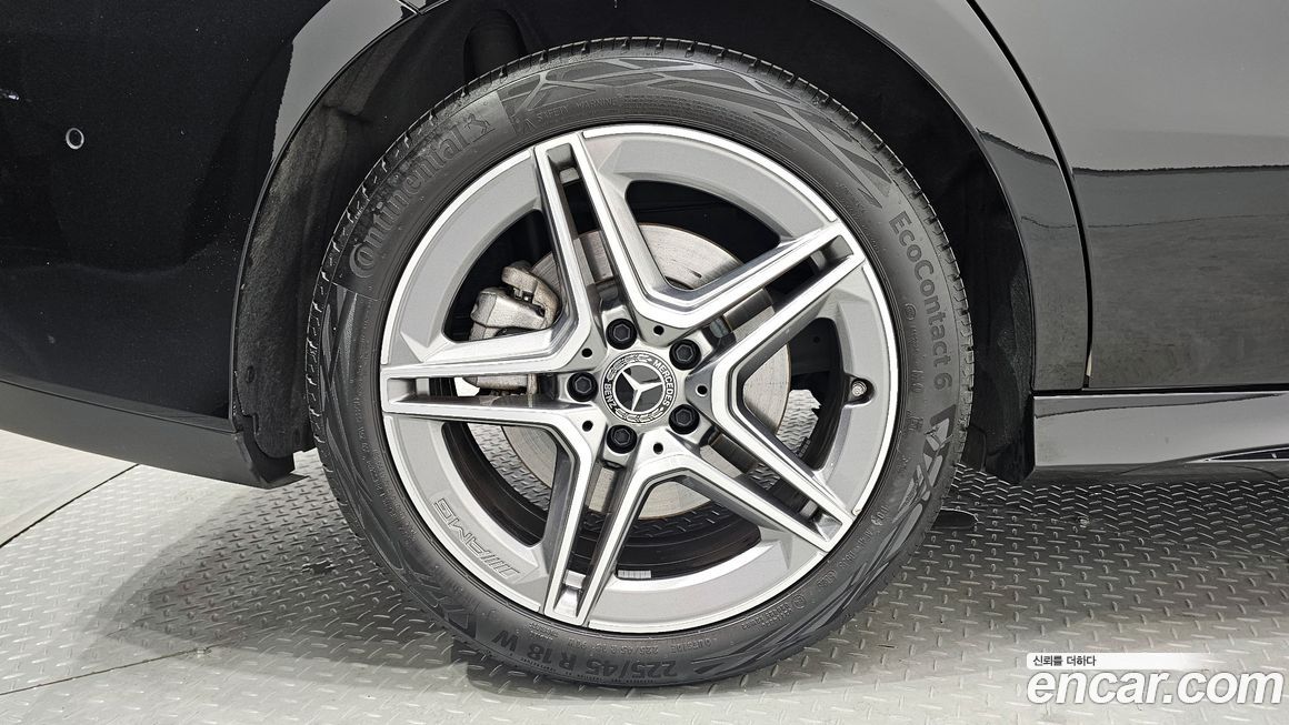 Mercedes-Benz CLA-Class 2024