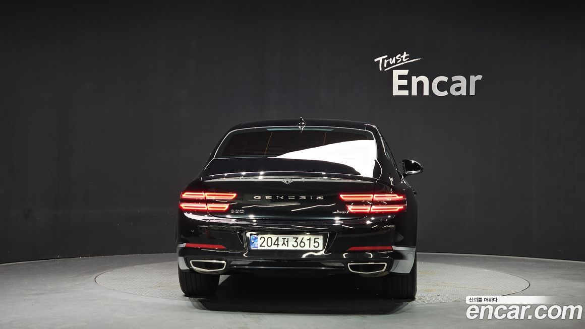 Genesis G80 2023