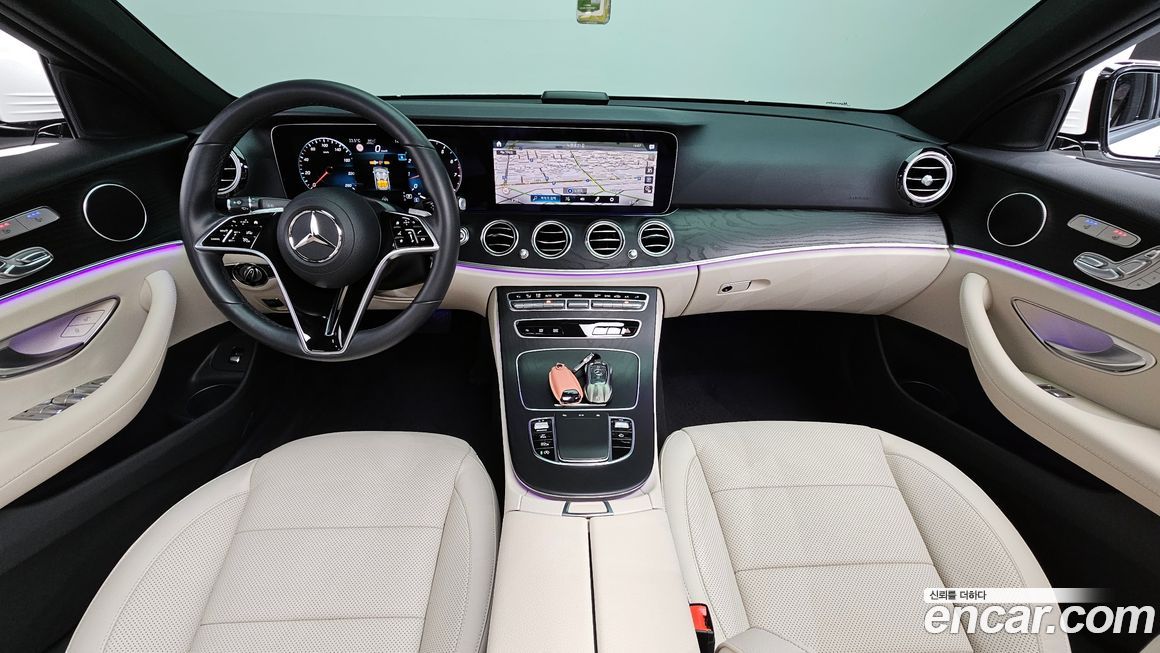 Mercedes-Benz E-Class 2023