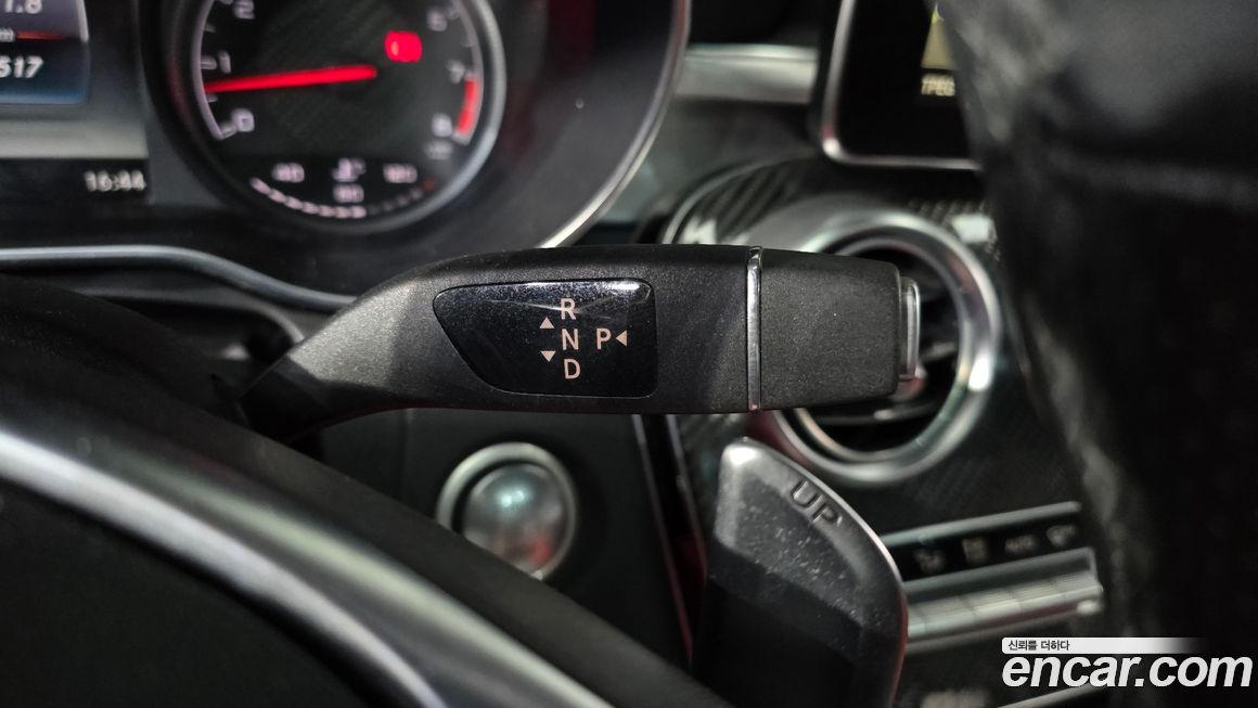 Mercedes-Benz C-Class 2018