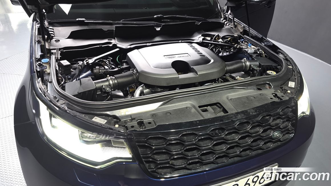 Land Rover Discovery 2022