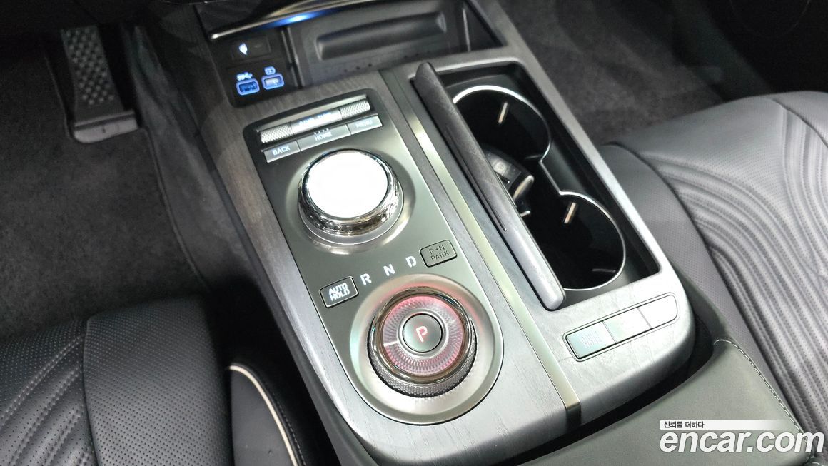 Genesis G80 2023