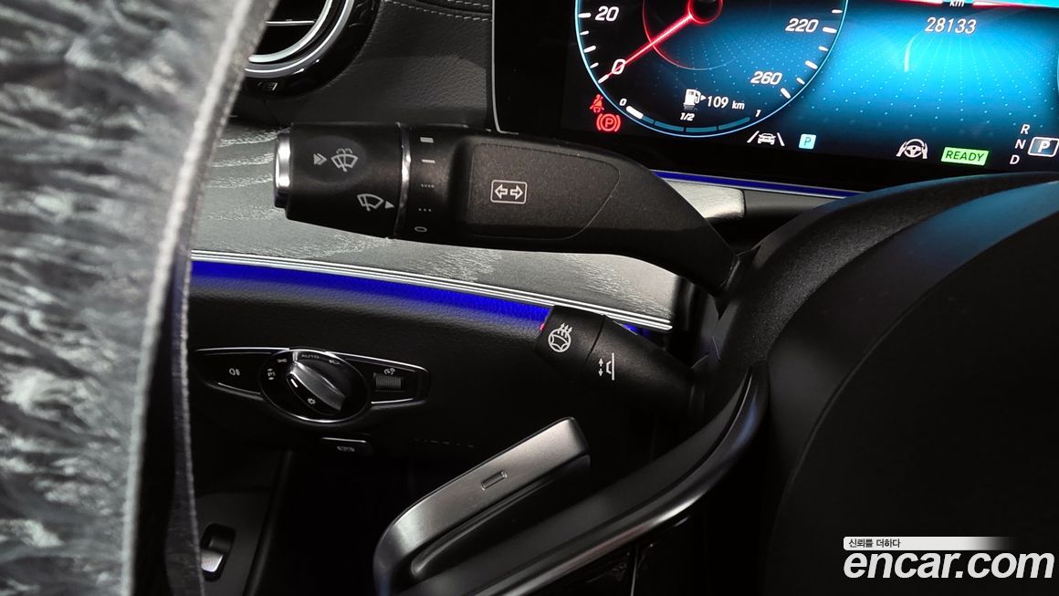 Mercedes-Benz E-Class 2023