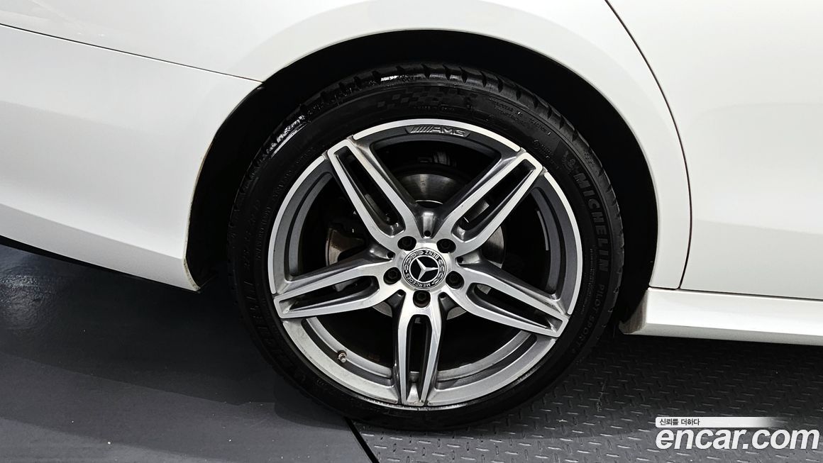 Mercedes-Benz E-Class 2020