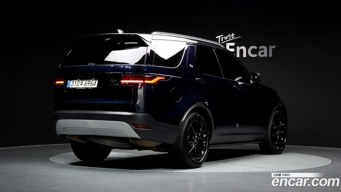 Land Rover Discovery 2022