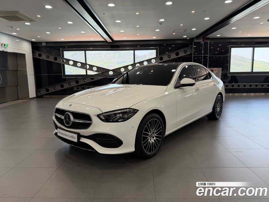 Mercedes-Benz C-Class 2024