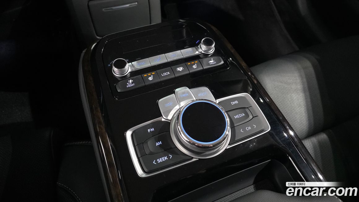 Genesis G90 2021
