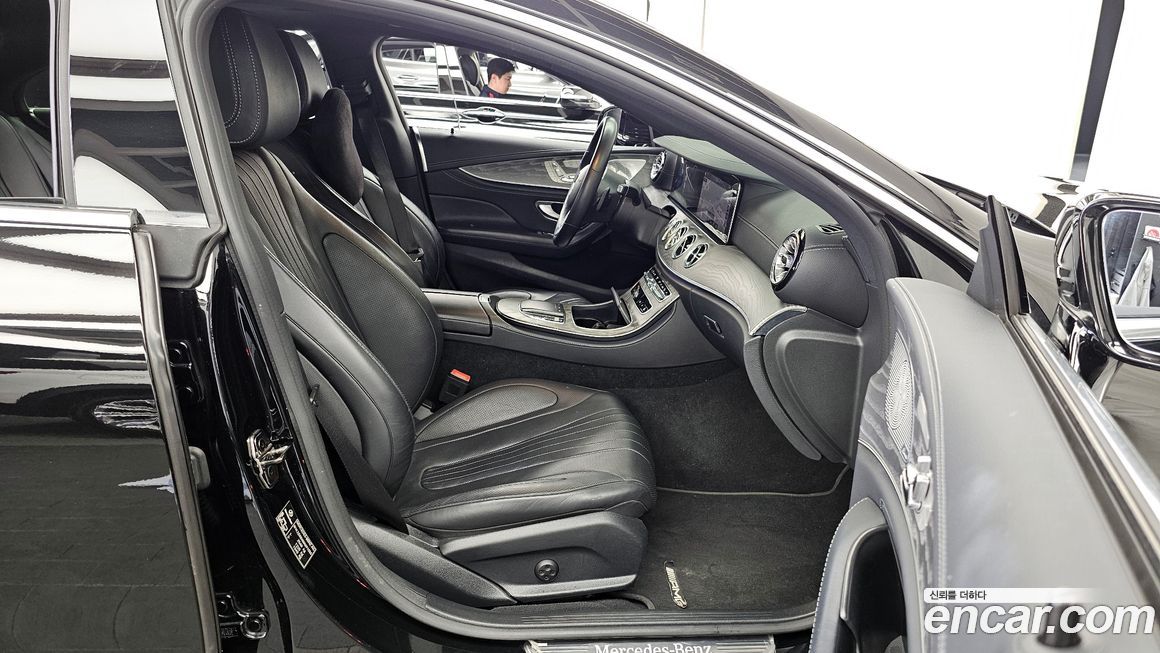 Mercedes-Benz CLS-Class 2021