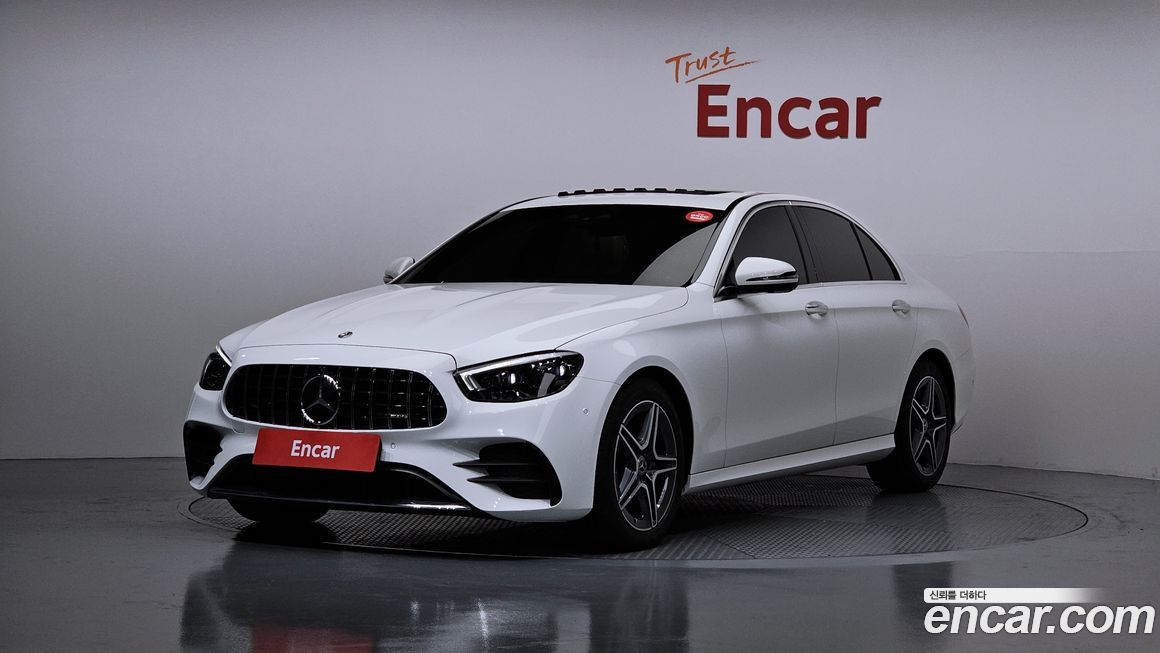 Mercedes-Benz E-Class 2023