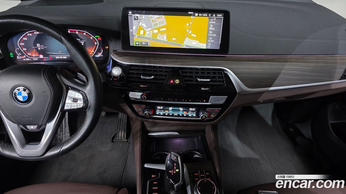 BMW Gran Turismo 2023