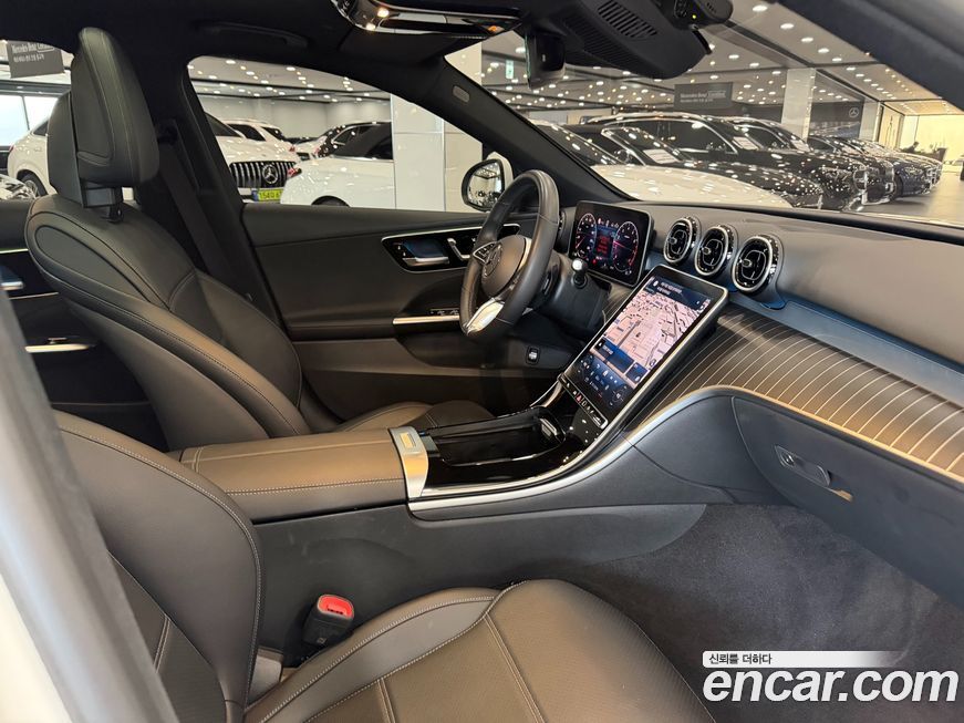Mercedes-Benz C-Class 2024