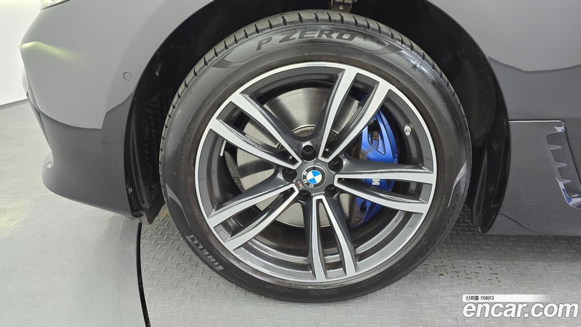 BMW Gran Turismo 2023