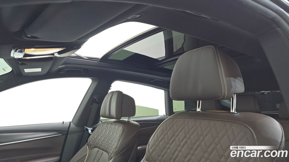 BMW Gran Turismo 2023