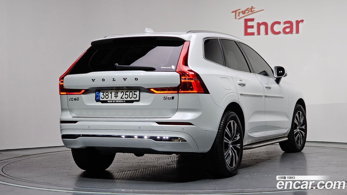 Volvo XC60 2022