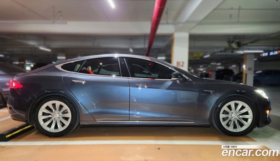 Tesla Model S 2017