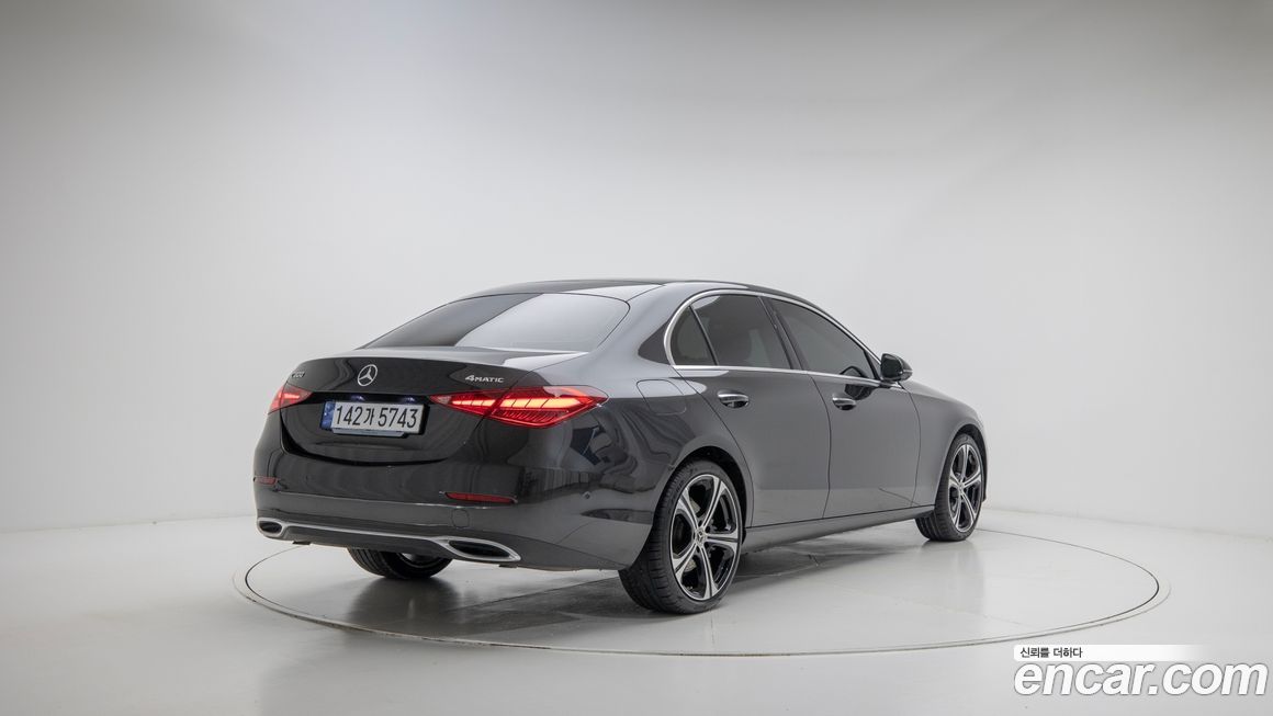 Mercedes-Benz C-Class 2023
