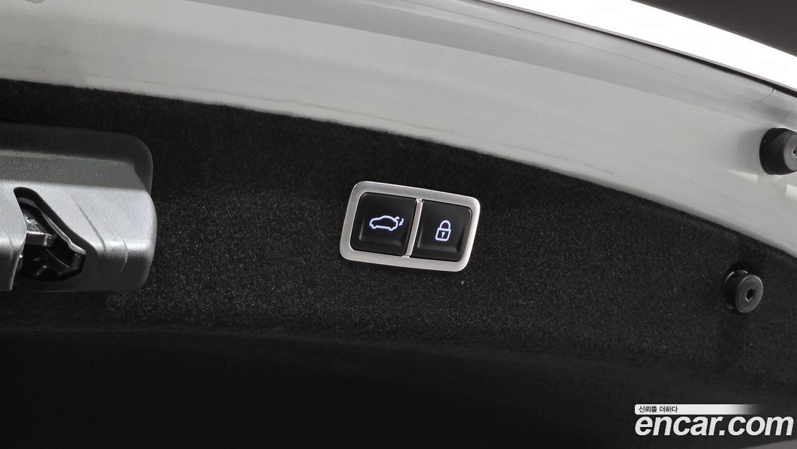 Genesis G80 2023