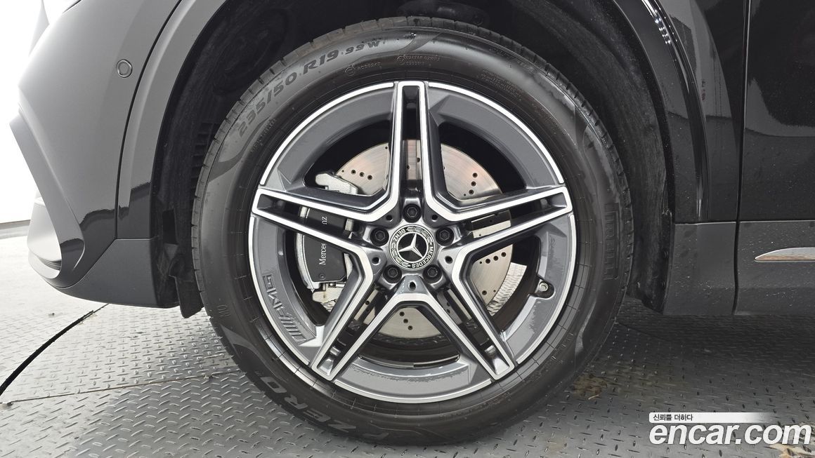 Mercedes-Benz GLA-Class 2026