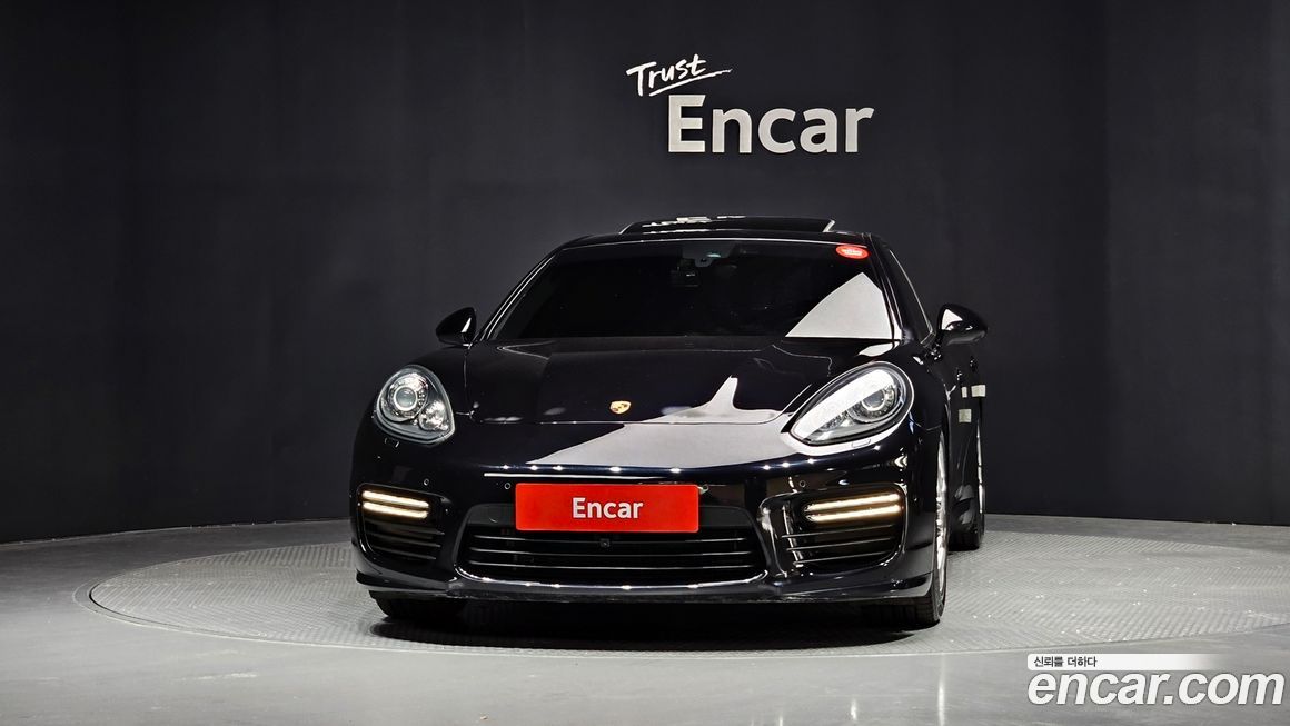 Porsche Panamera 2016