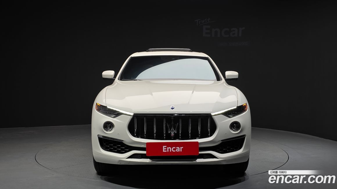 Maserati Levante 2022
