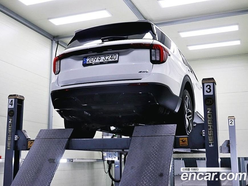 Ford Explorer 2025