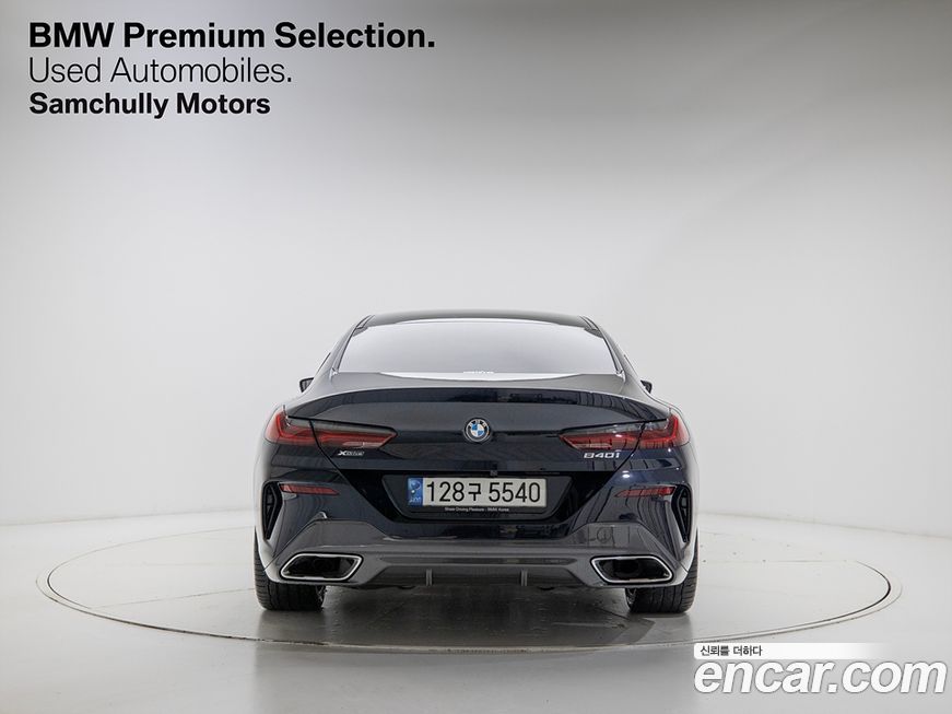 BMW 8-Series 2021