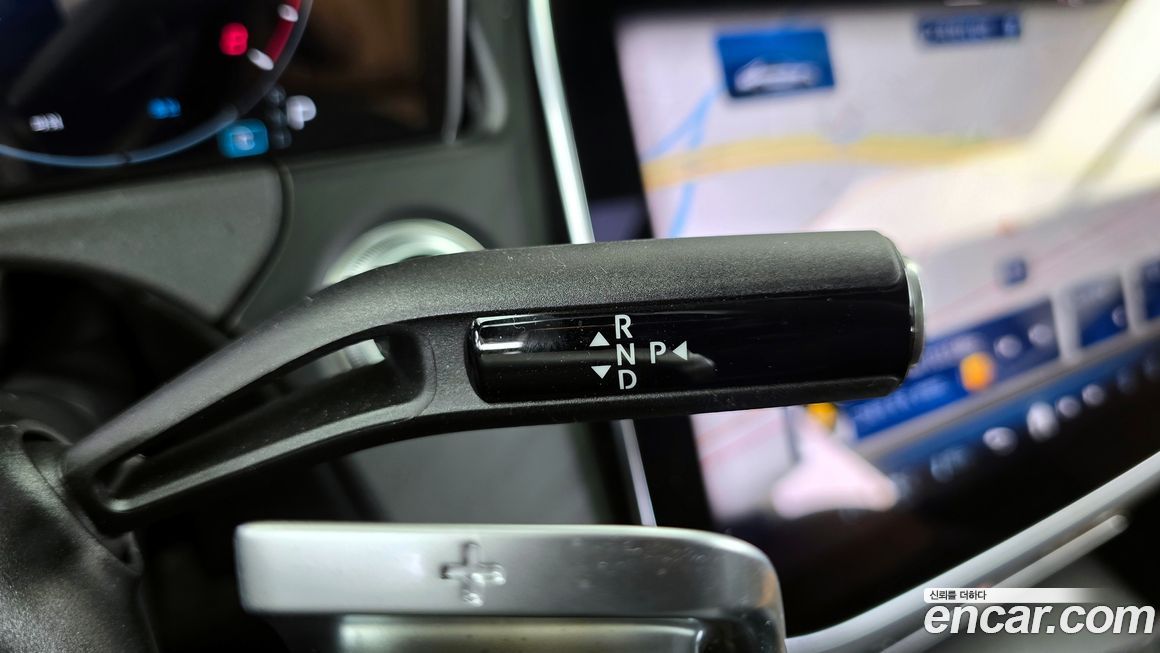 Mercedes-Benz E-Class 2025