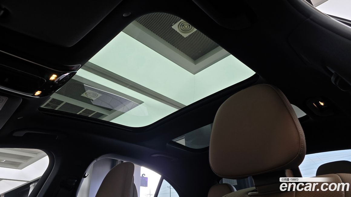 Mercedes-Benz E-Class 2025