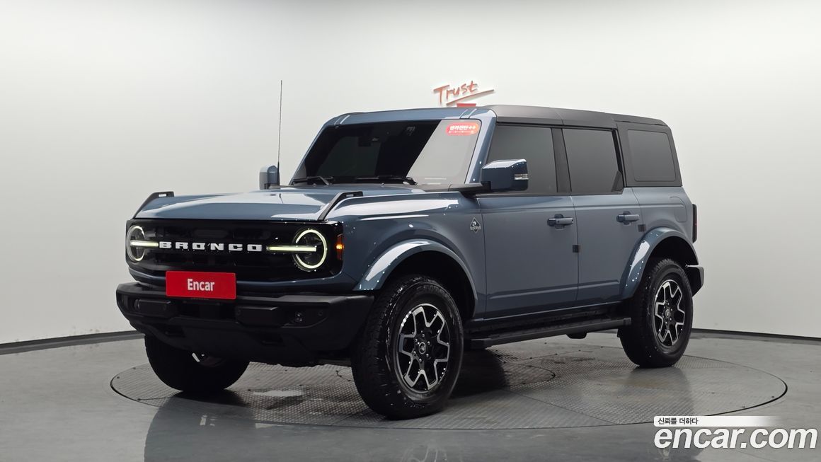 Ford Bronco 2024
