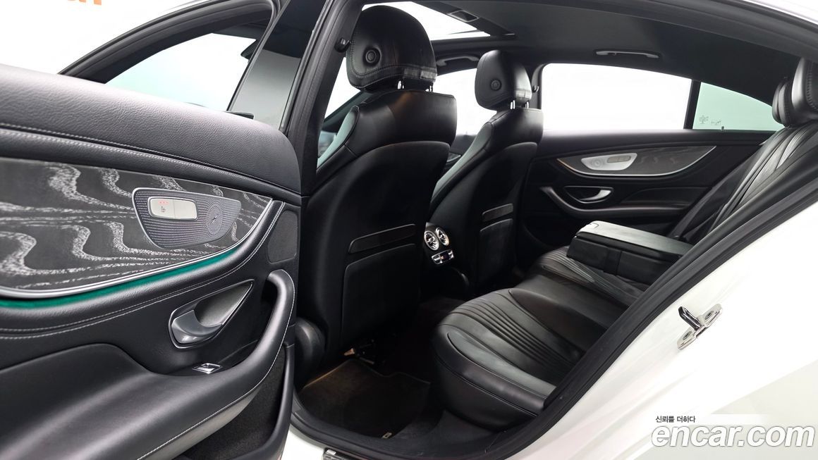 Mercedes-Benz CLS-Class 2021