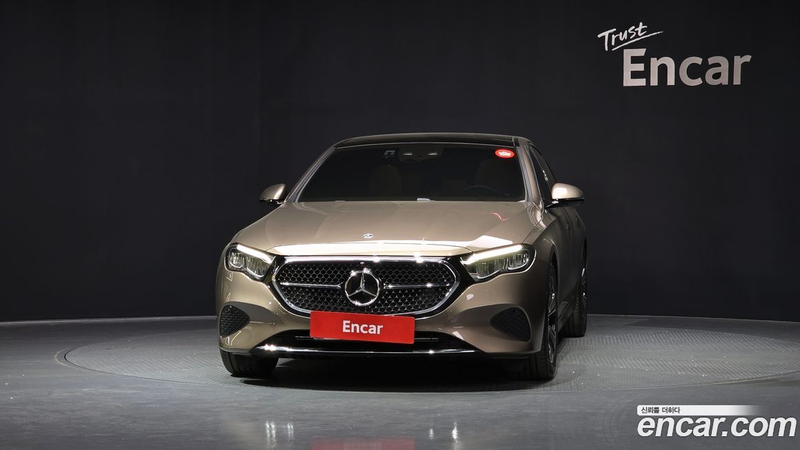 Mercedes-Benz E-Class 2025