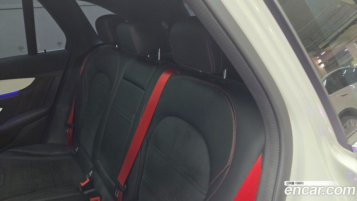 Mercedes-Benz GLC-Class 2022