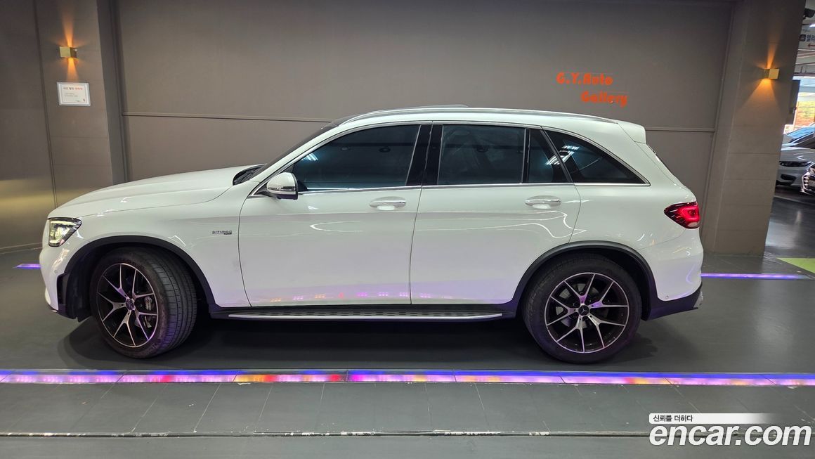 Mercedes-Benz GLC-Class 2022