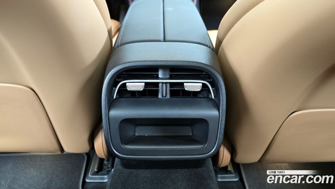 Mercedes-Benz E-Class 2025